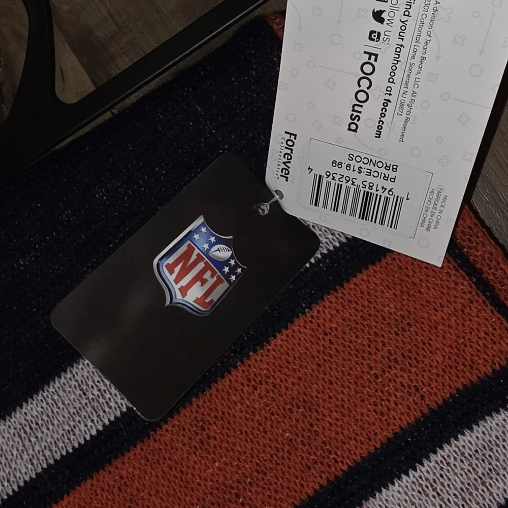 NFL Reversible Denver Broncos scarf 67